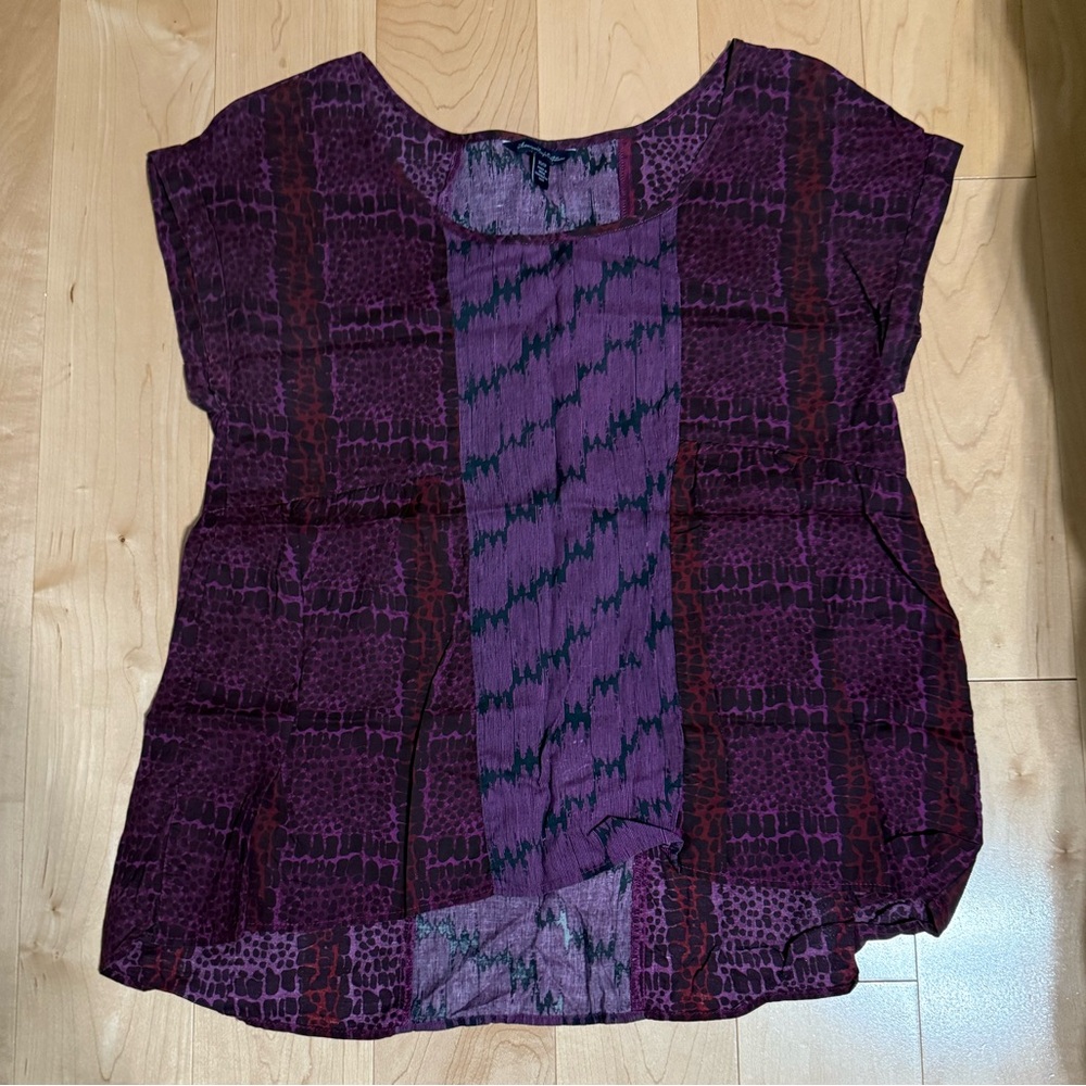 American Eagle purple flowy shirt.